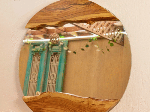 Round mirror with natural olive wood
