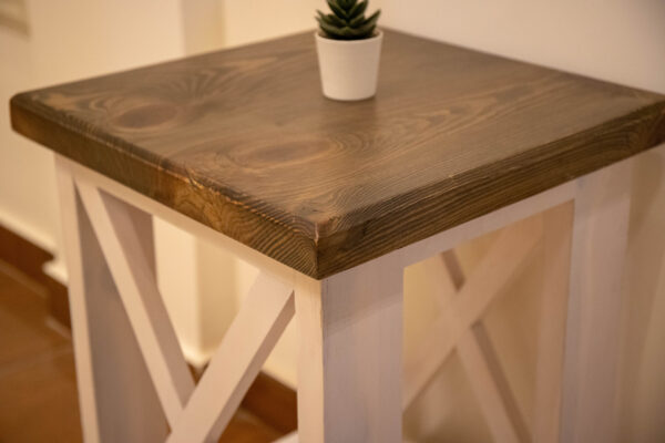 Side Table with vintage look