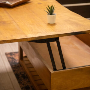 Coffee Table with folding mechanism