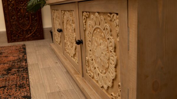 Carved Natural wood TV Unit  | WSA102/2