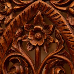 Carved wooden wall panel | WSA122/1