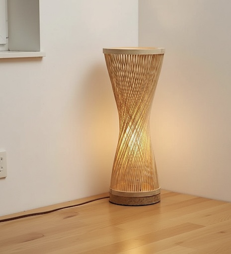 Woven rattan hourglass lamp